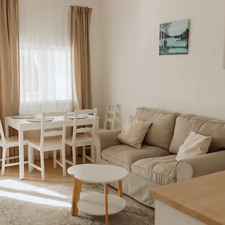 La Casa De Familia Feliz Apartment *