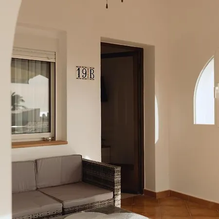 Casa Feliz - Rentcar Apartmán *